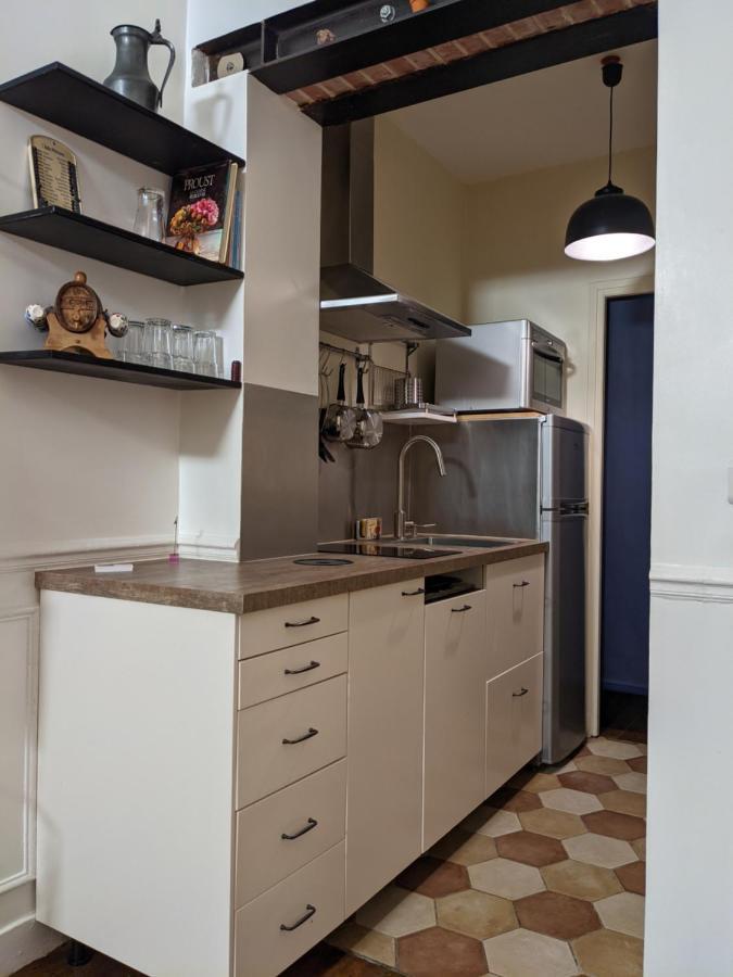 Private Acces To The All Flat. Charming Parisian. Luaran gambar