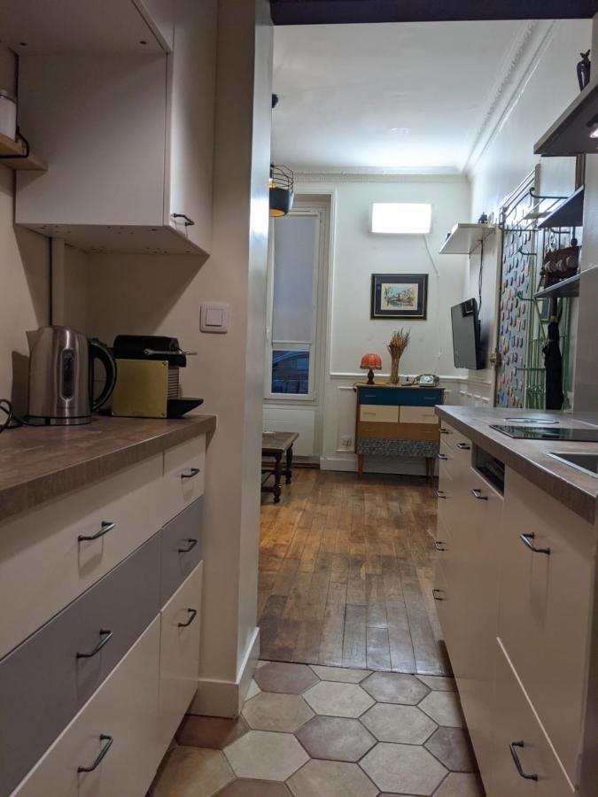 Private Acces To The All Flat. Charming Parisian. Luaran gambar